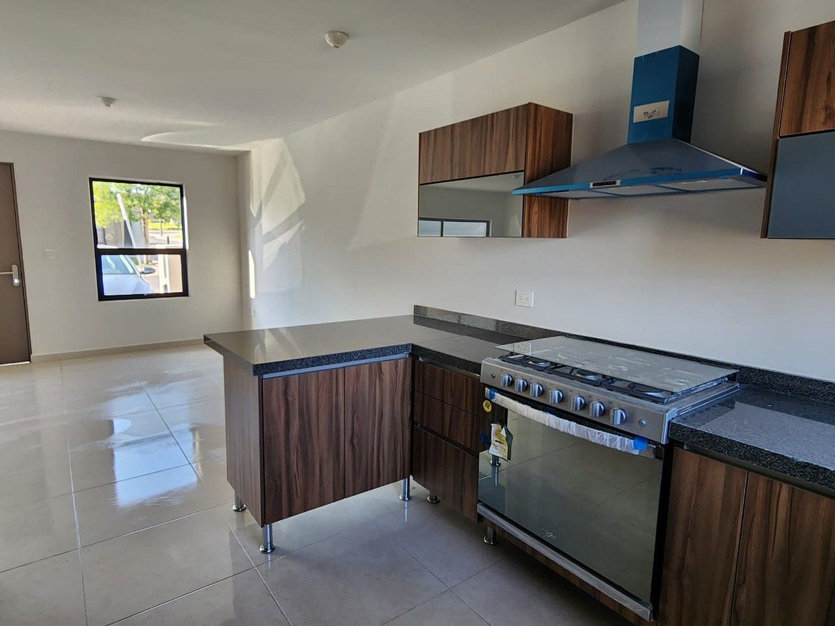 House in Zákia, El Marqués, photo 3 of 16