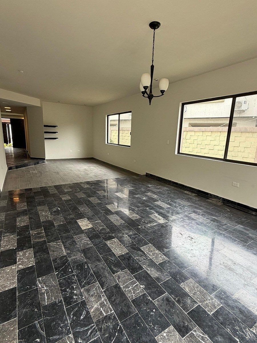 House in Fuentes del Valle, San Pedro Garza García, photo 2 of 10