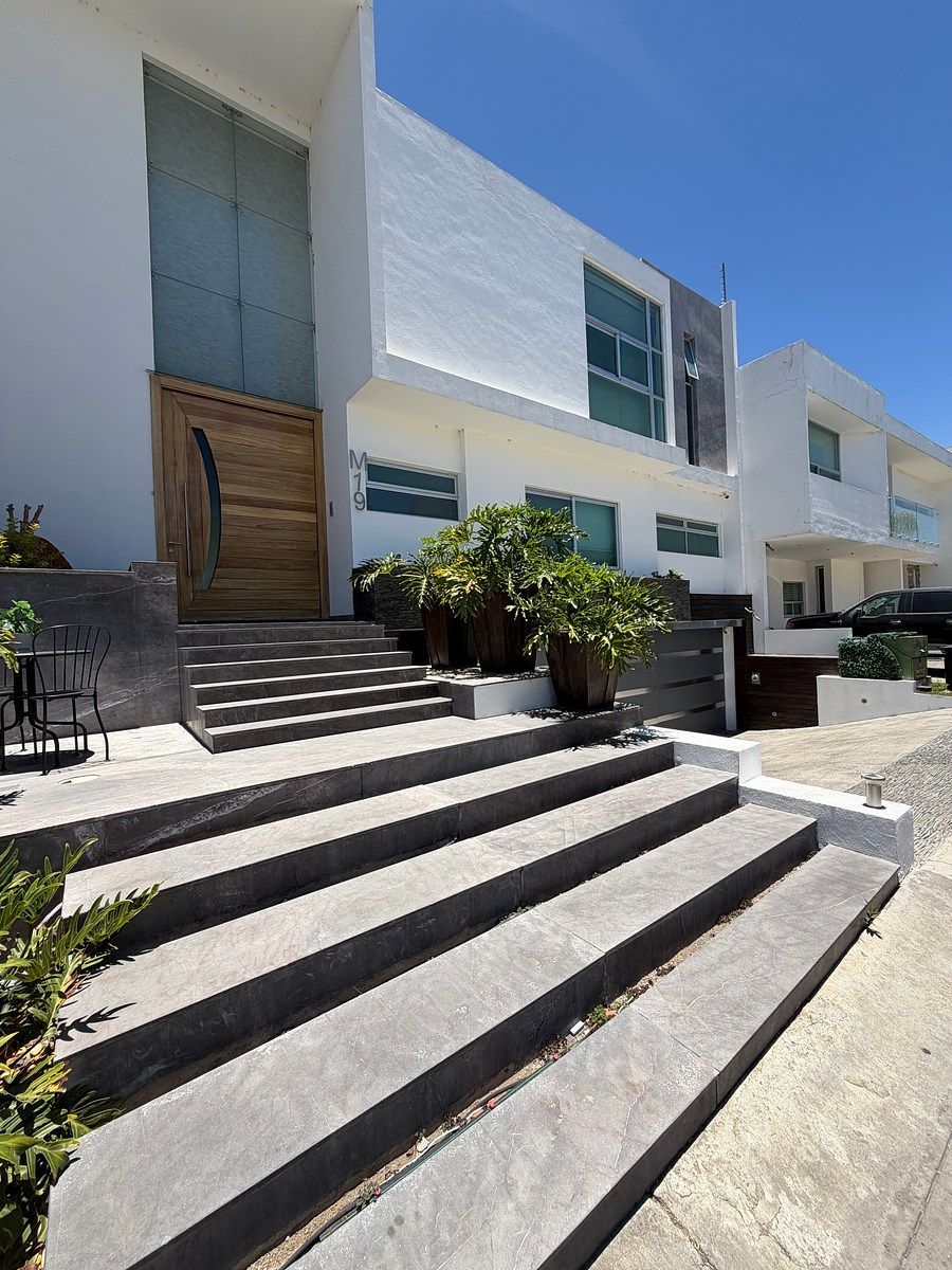 Casa en condominio en Virreyes Residencial, Zapopan, foto 2 de 48