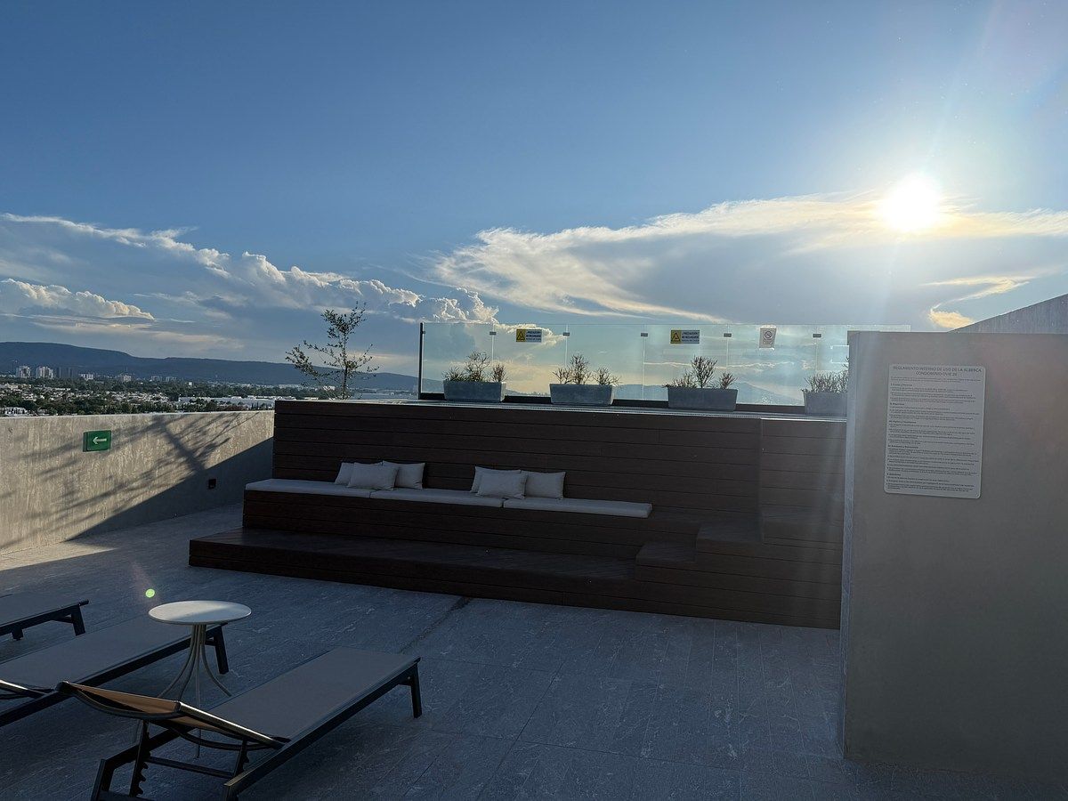 Sky pool, photo 18 of 18