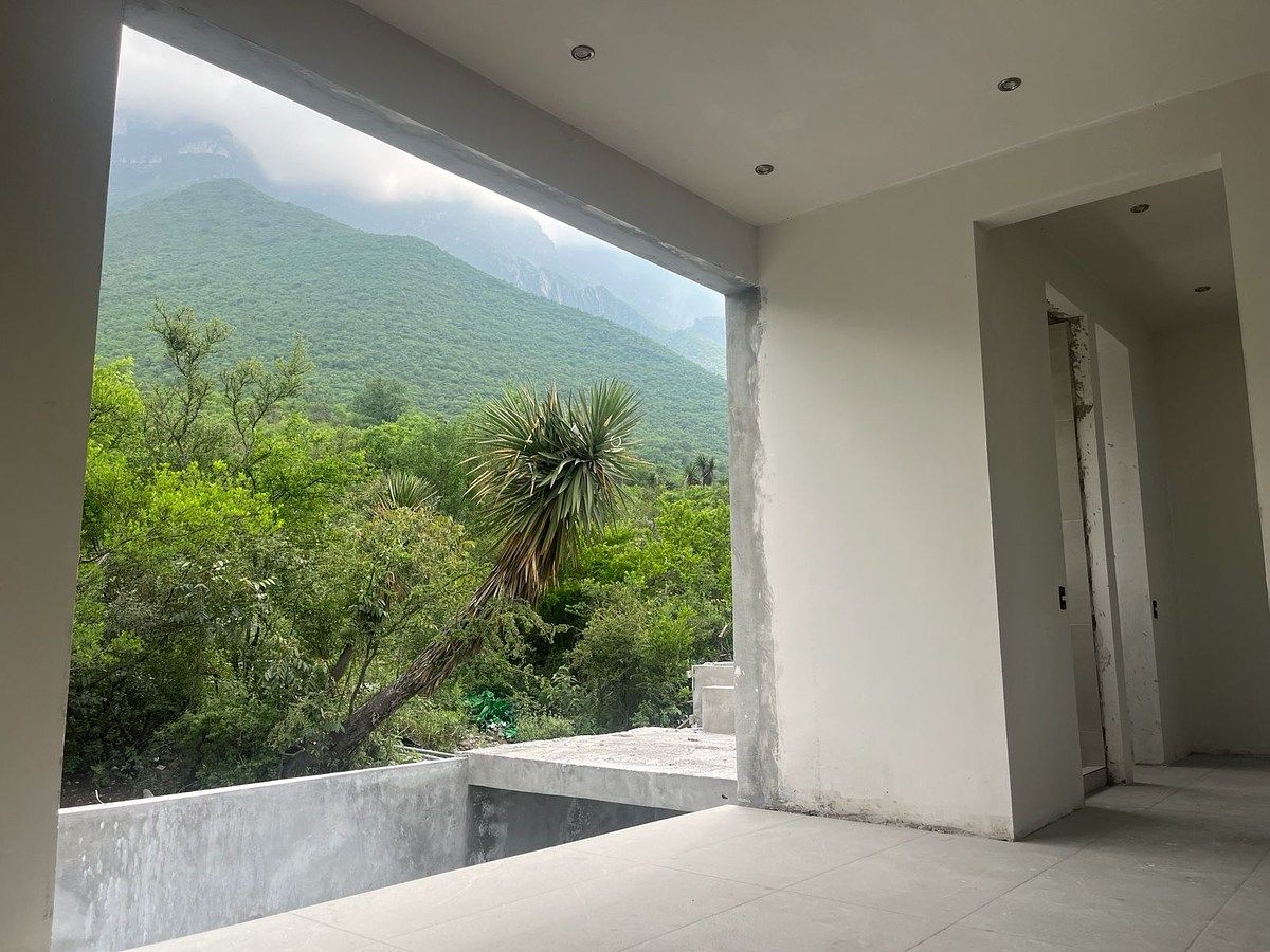 House in Las Cumbres 4 Sector, Monterrey, photo 12 of 13