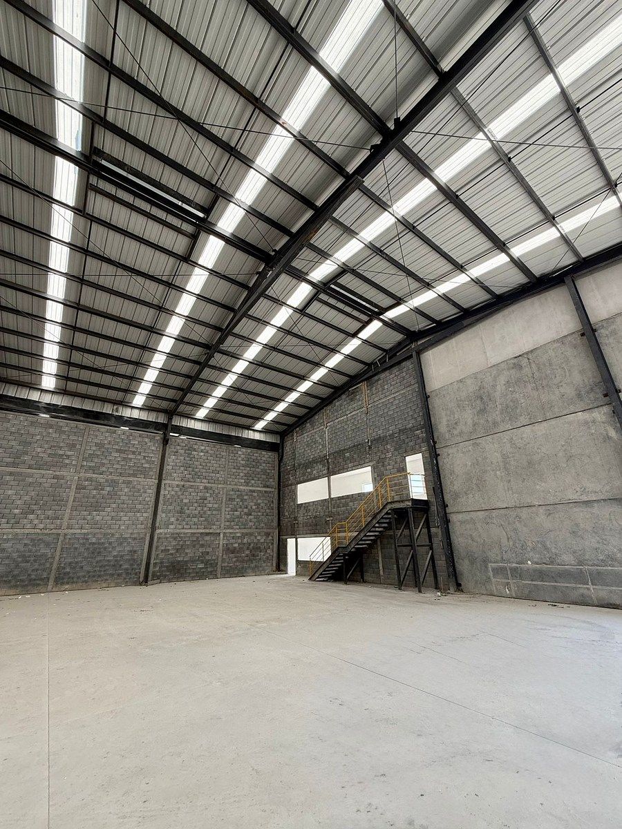 Industrial Warehouse in Santa Rosa, Apodaca, photo 5 of 13