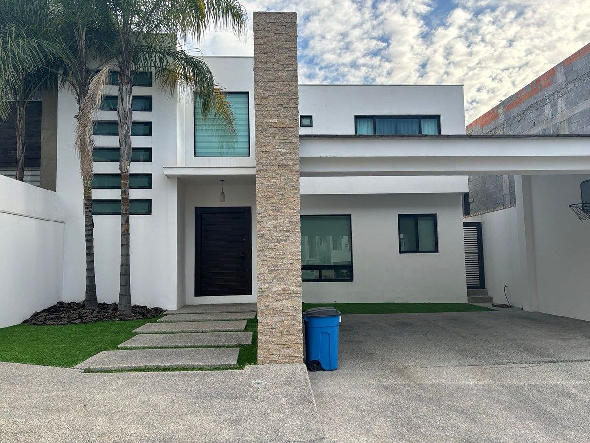 HERMOSA casa en VENTA en Milagros de Valle Alto, foto 1 de 18