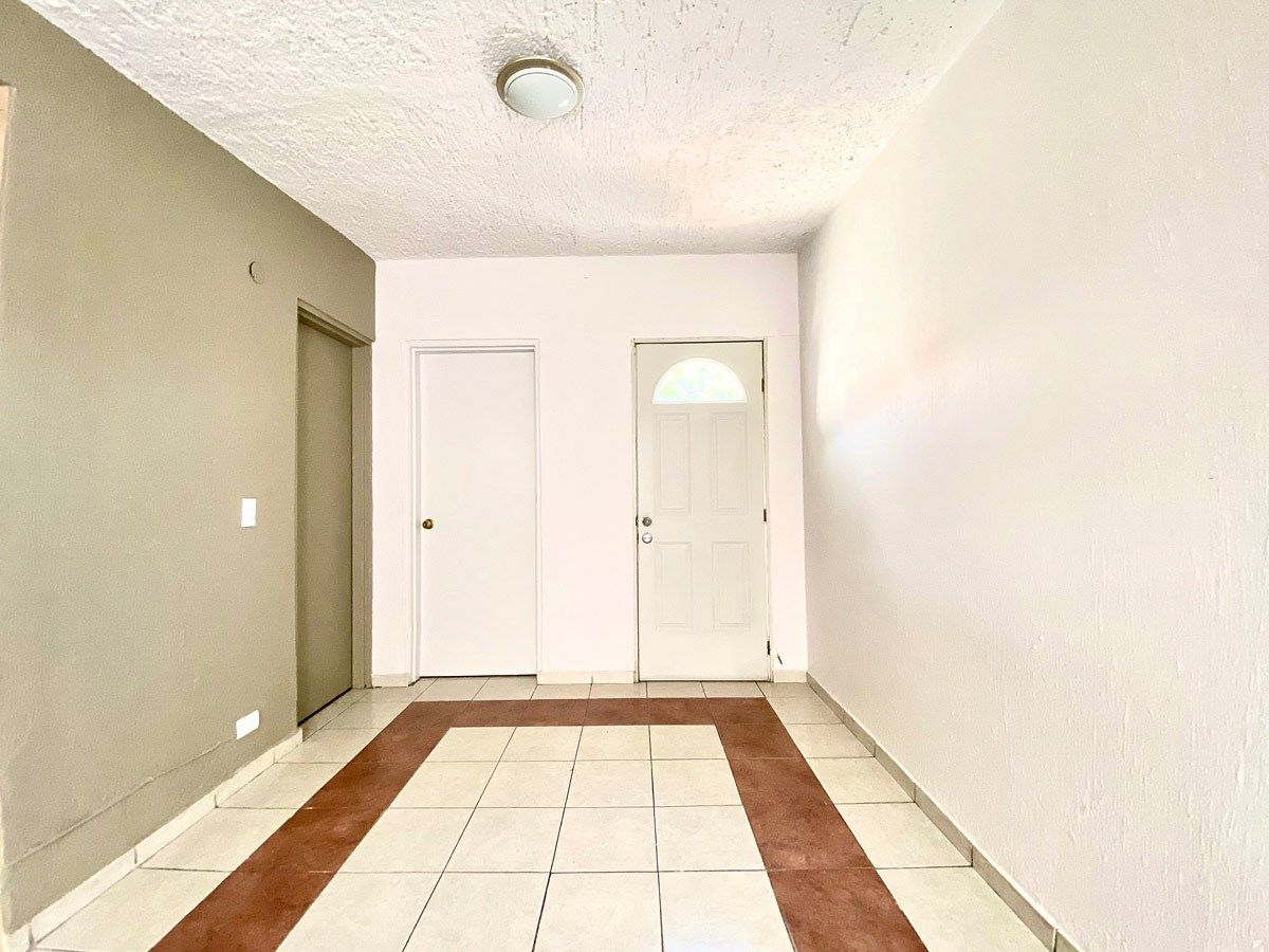 House in Seattle, Zapopan, photo 3 of 14