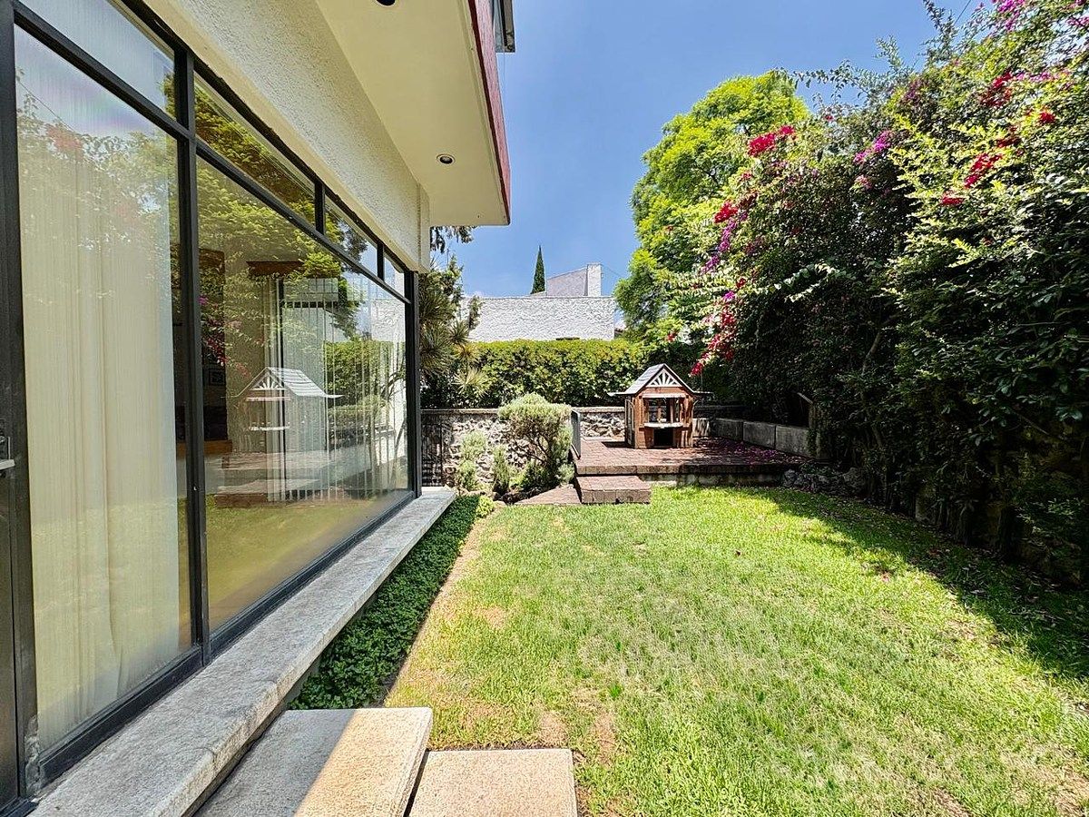 Casa en Venta en Colinas del Bosque Rayo Vende ®, foto 1 de 25