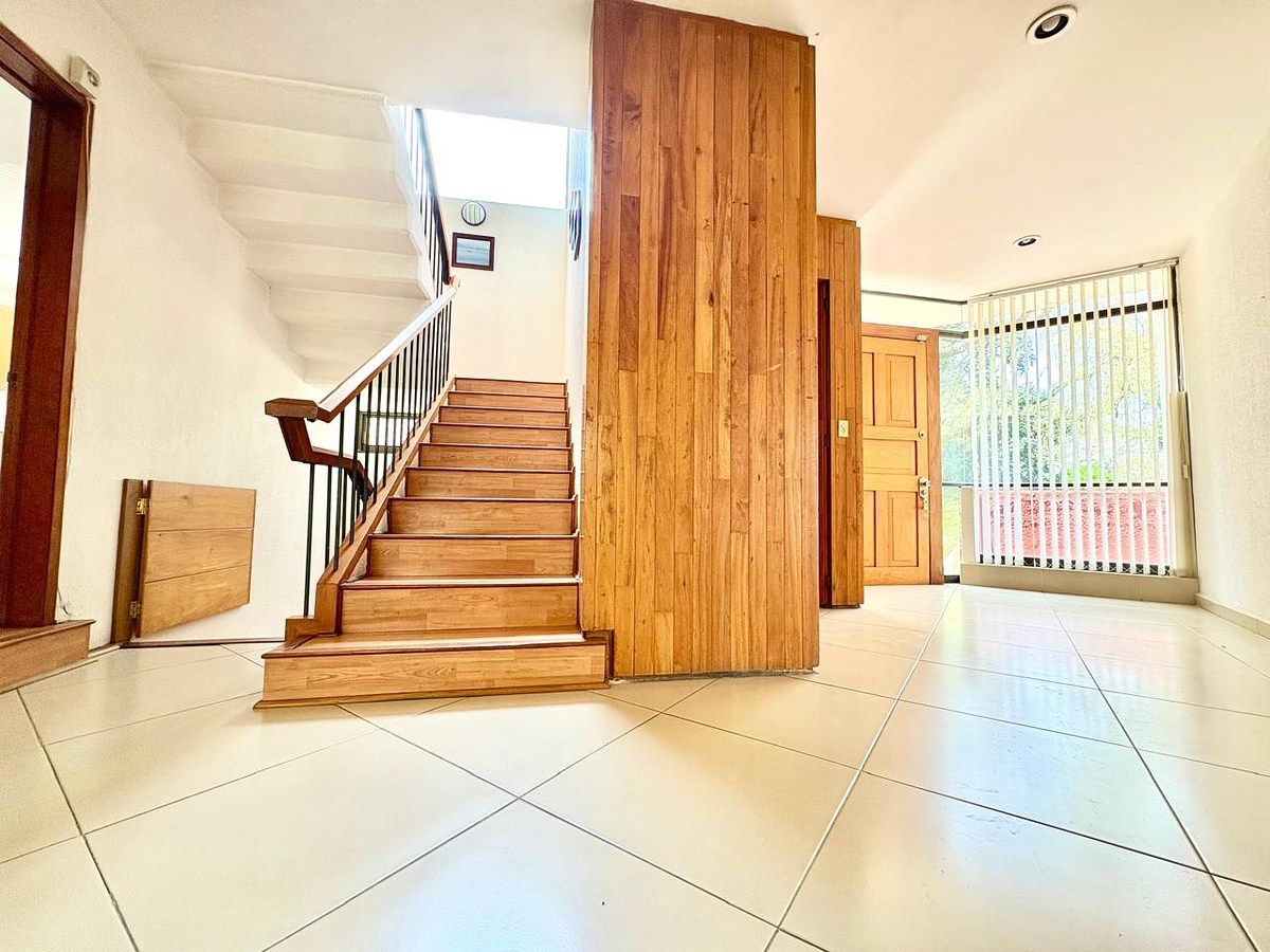 Casa en Venta en Colinas del Bosque Rayo Vende ®, foto 5 de 25