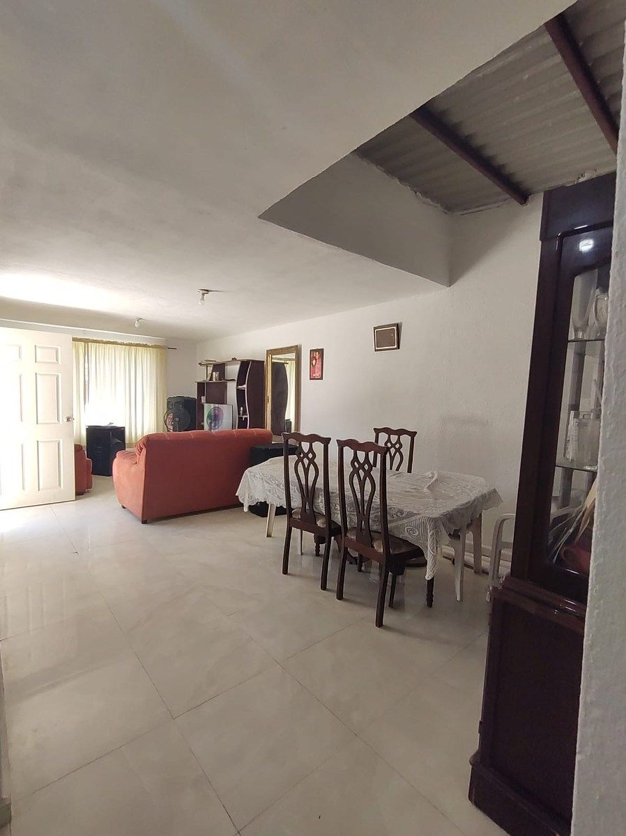 House in La Esperanza, La Paz, photo 9 of 15