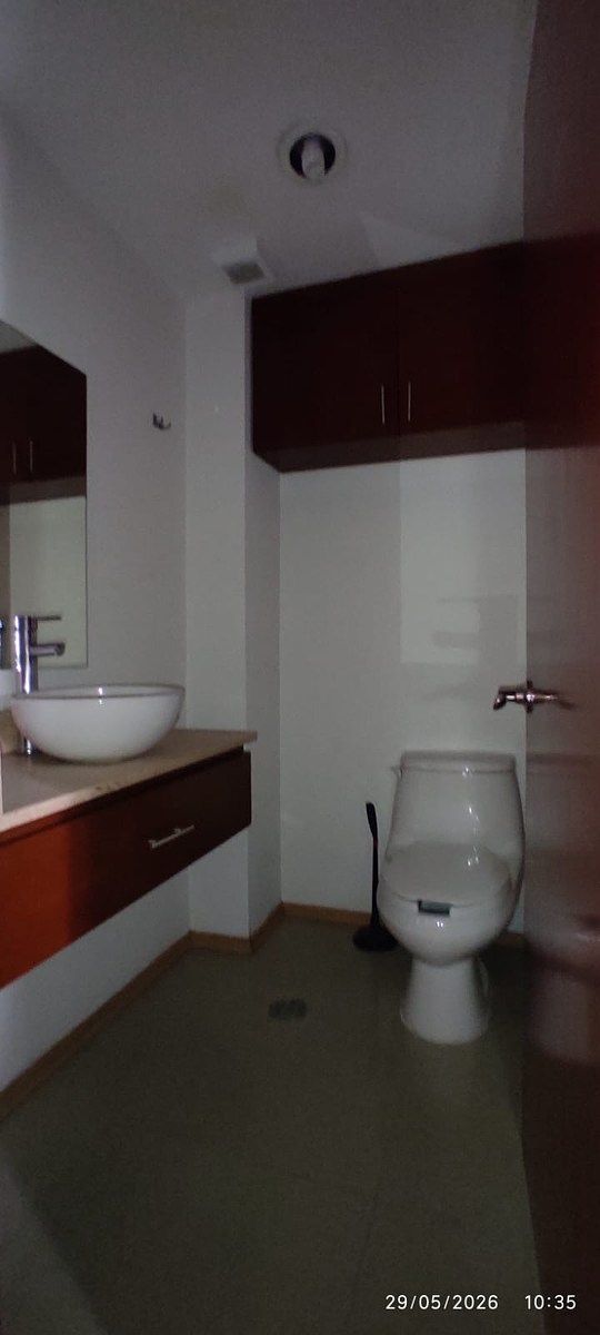 Baño de visitas, photo 6 of 22