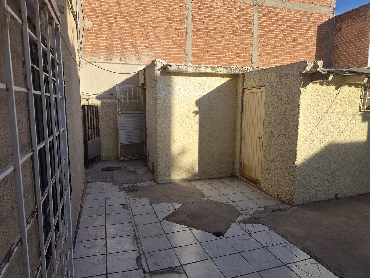 Casa em San Felipe I, Chihuahua, foto 36 de 44