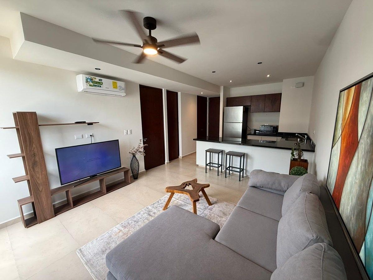 Departamento amueblado, de 1 recámara, 1.5 baños, en Monné., foto 1 de 12