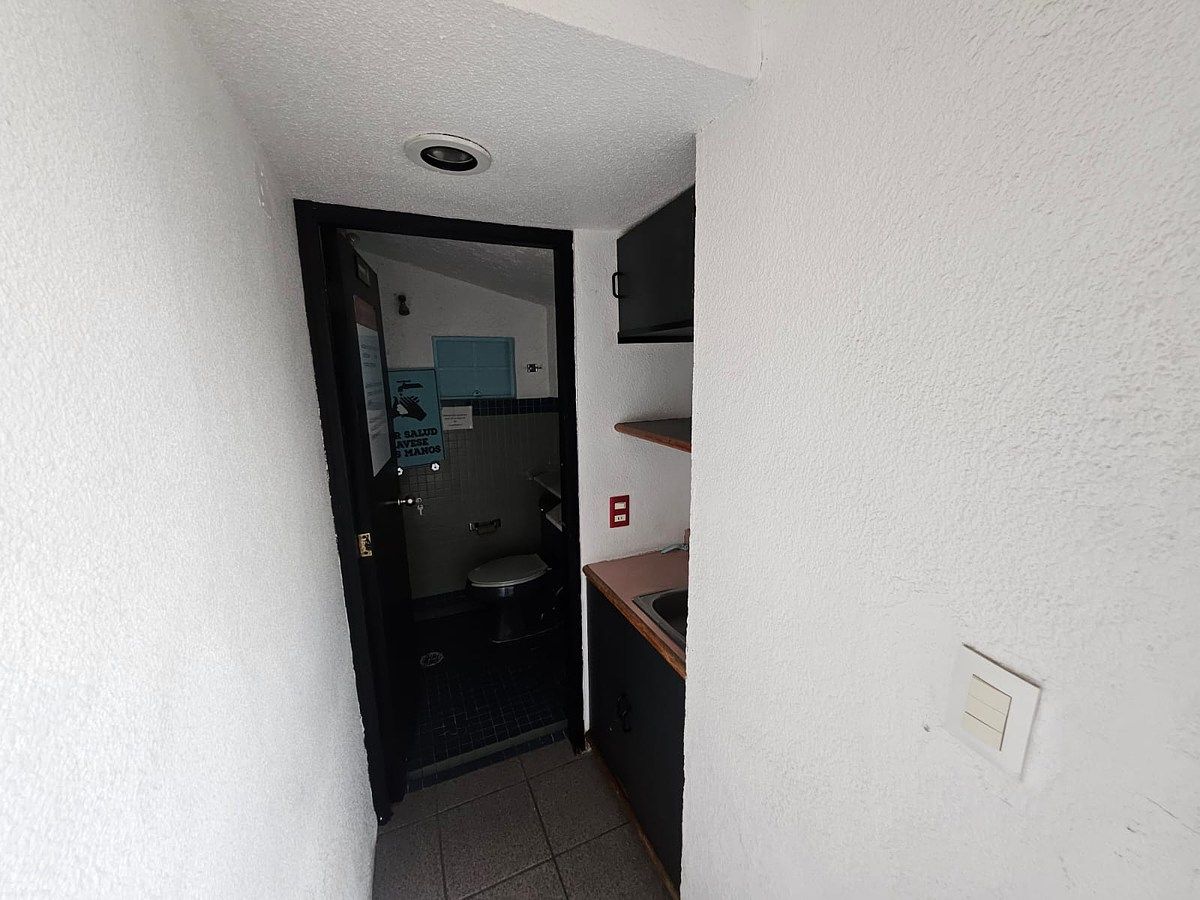 House with Commercial Use in Guadalupe Inn, Álvaro Obregón, photo 12 of 21