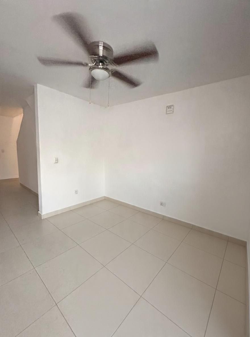 Casa en Residencial Santuario, García, foto 5 de 13