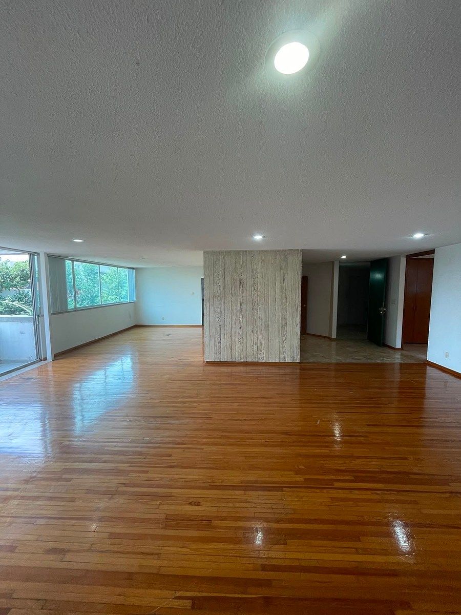 Departamento en renta en Las Lomas, photo 1 of 31