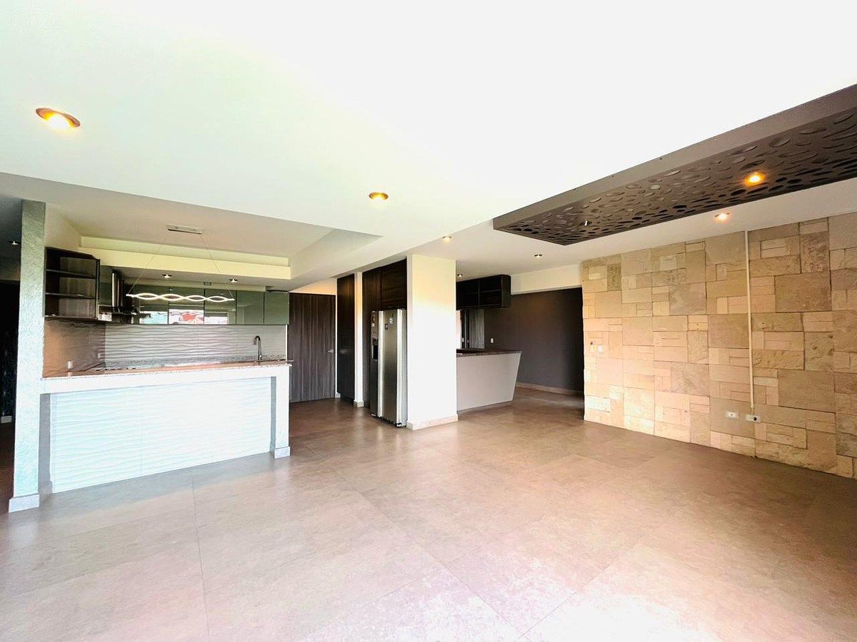 Apartment in Lomas de Angelópolis II, San Andrés Cholula, photo 5 of 12