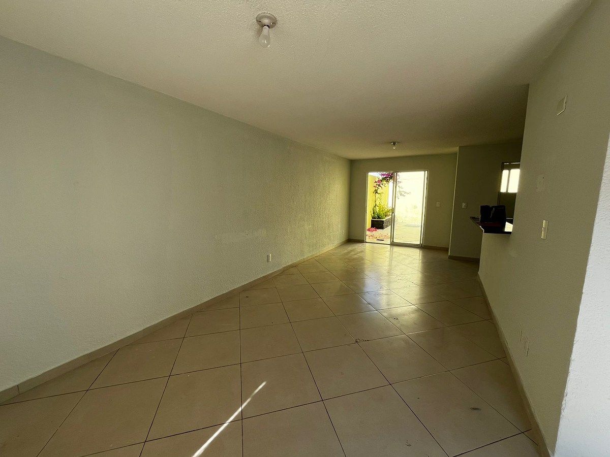 House in Gated Community in Real Castell, Tecámac, photo 3 of 18