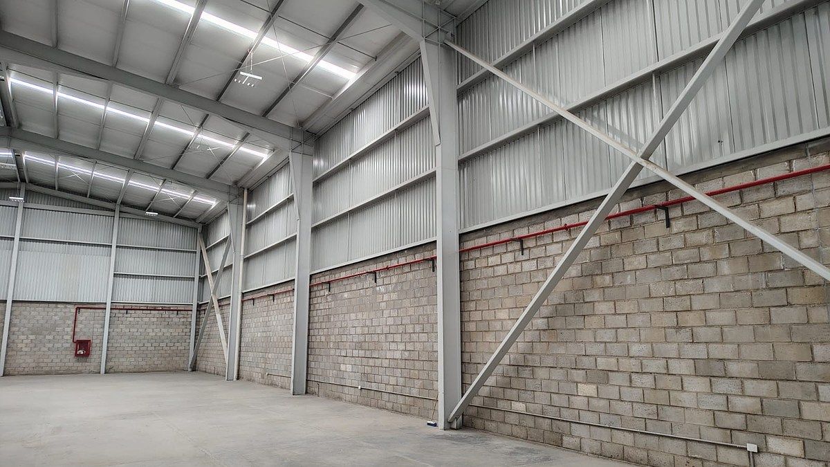 Industrial Warehouse in San José del Quince, El Salto, photo 6 of 15