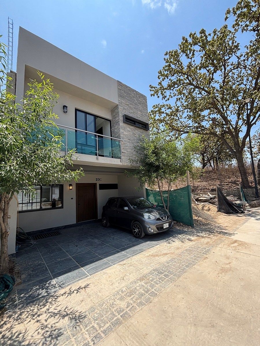 Casa Nueva en Venta en Fraccionamiento Vitana, photo 1 of 29