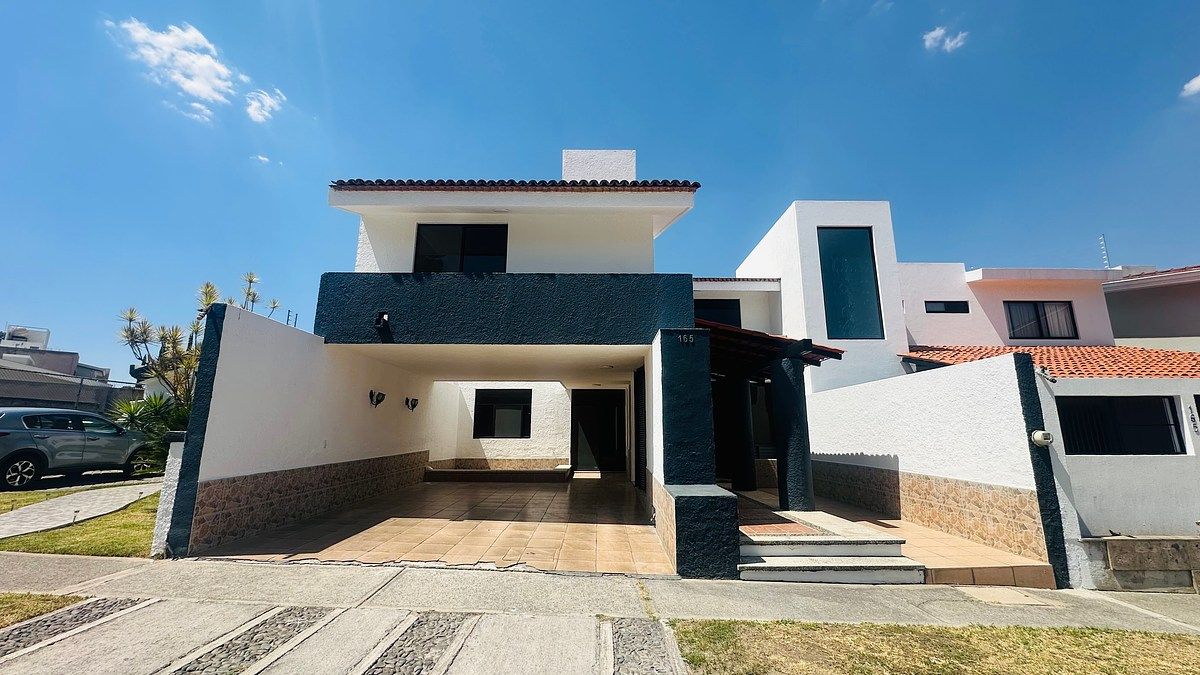 Casa en renta en el Palomar, foto 1 de 32