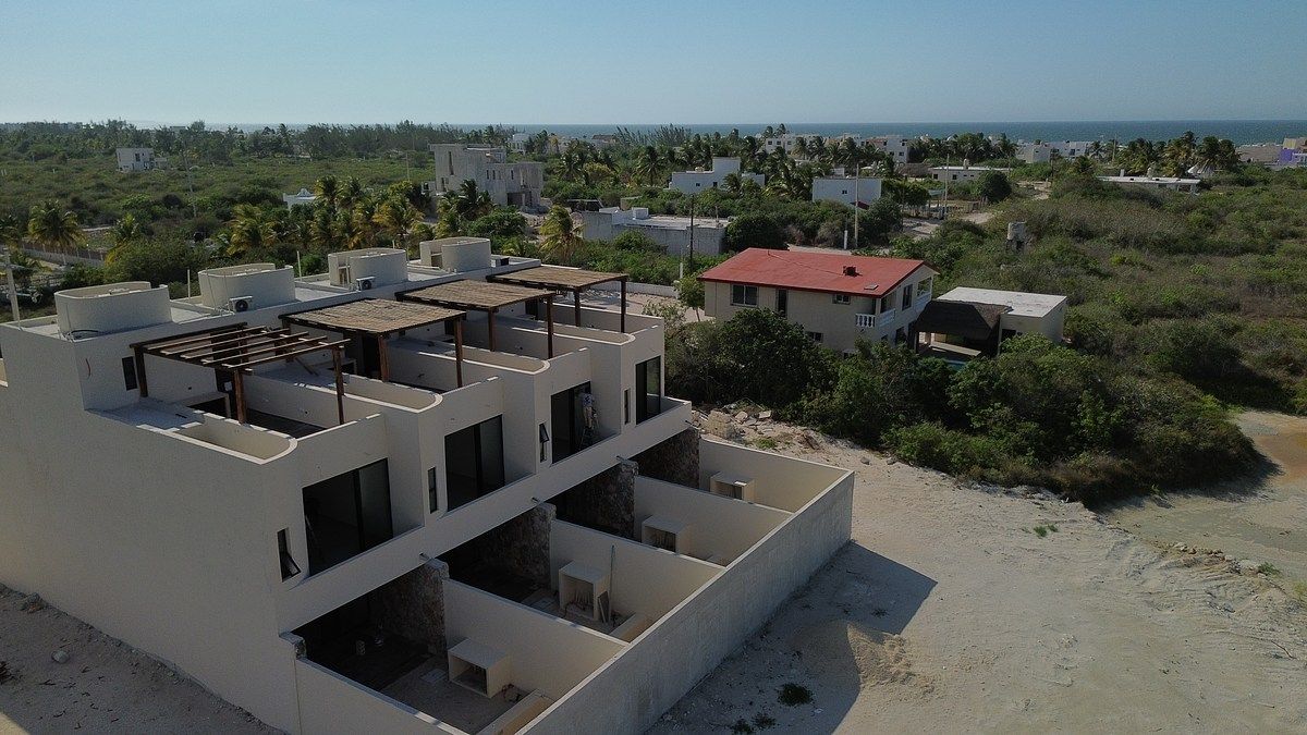 En Venta Villa completamente amueblada en Chicxulub Puerto, Yucatán, foto 1 de 8