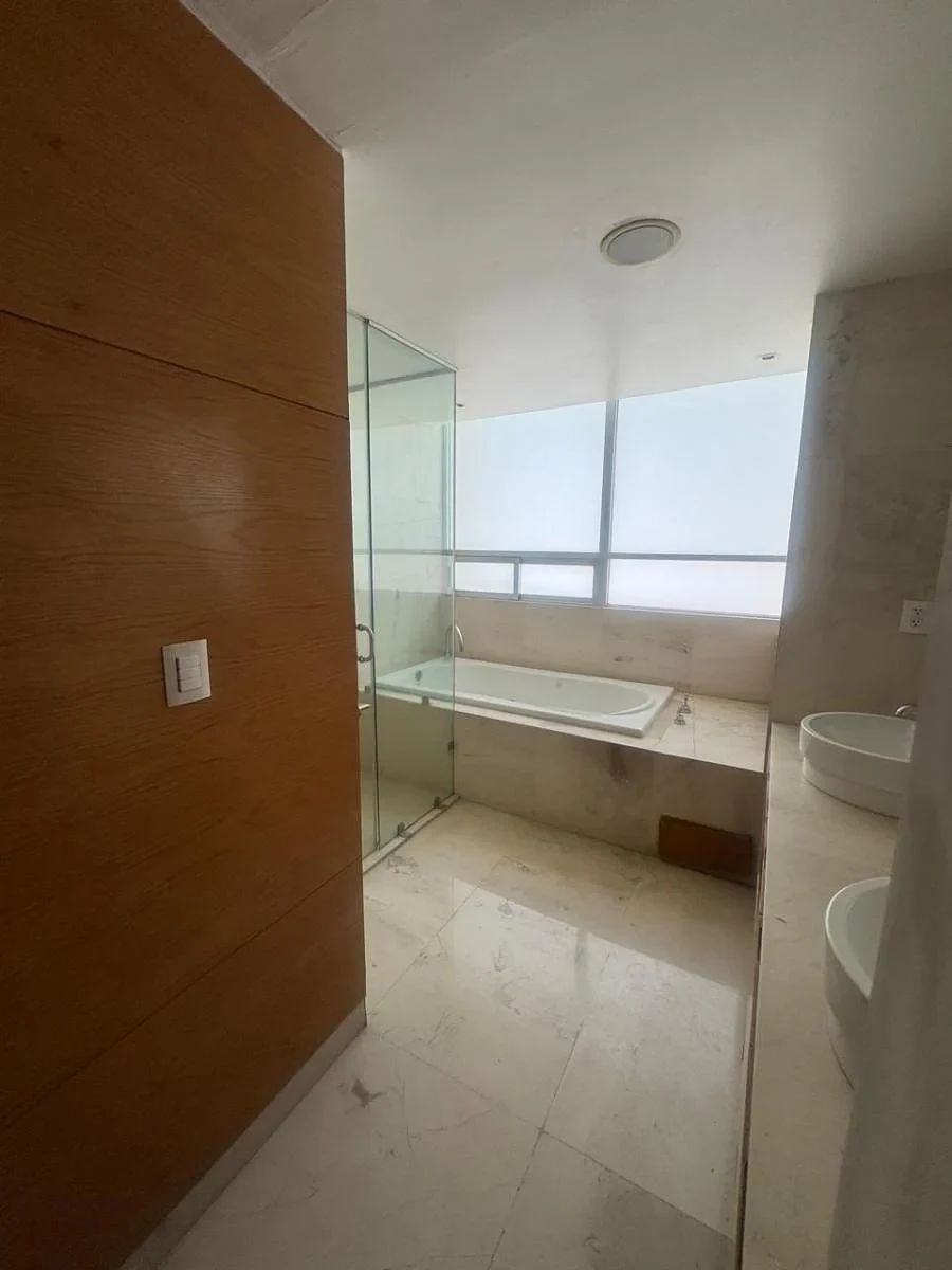 Apartment in Puerta de Hierro, Zapopan, photo 18 of 29