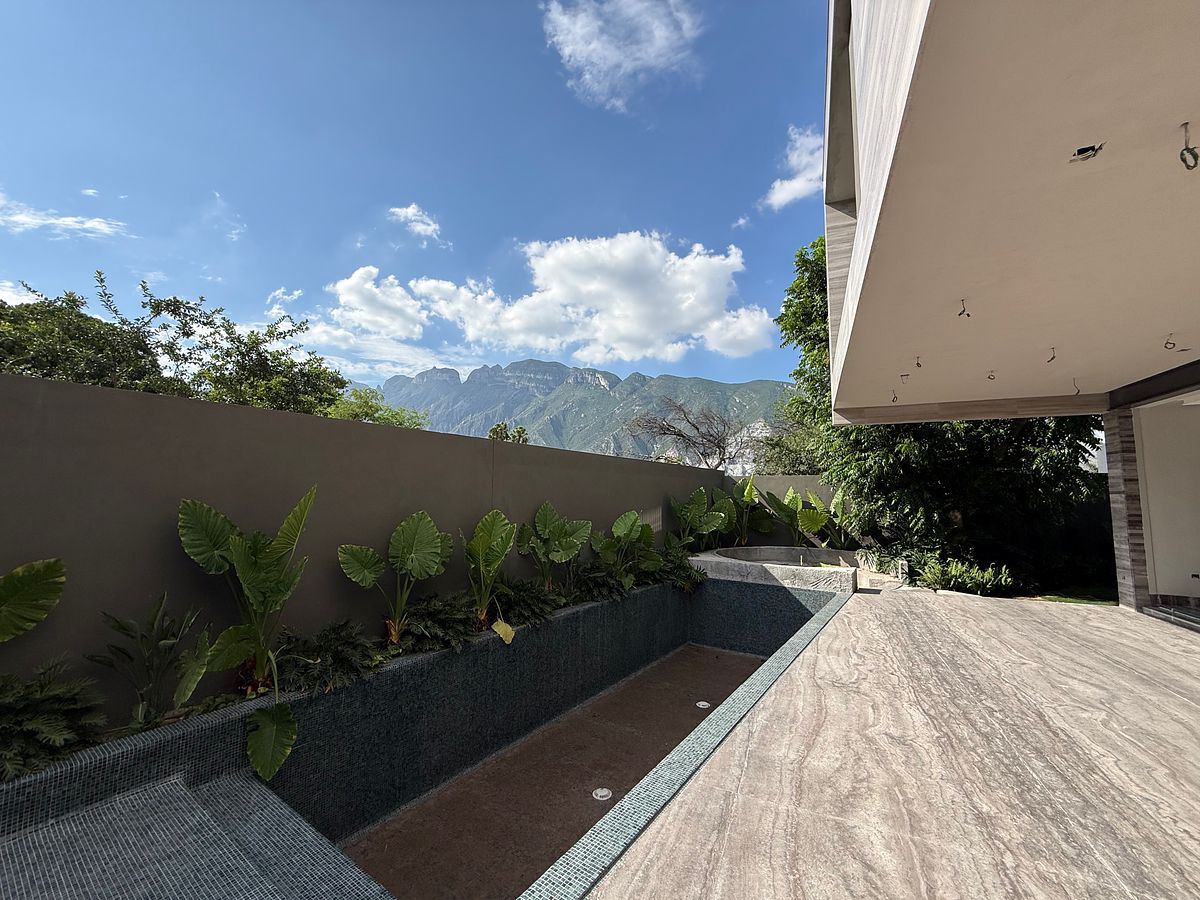 CASA DE LUJO EN VENTA, foto 1 de 21
