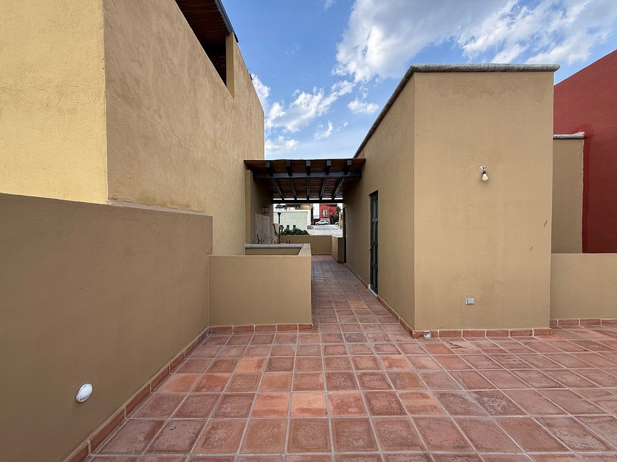 House in Gated Community in Tierradentro, San Miguel de Allende, photo 12 of 17