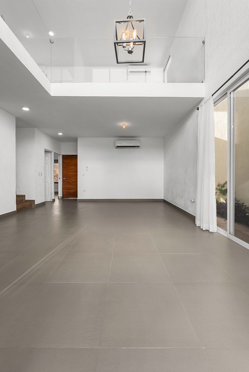 SALA, foto 10 de 37