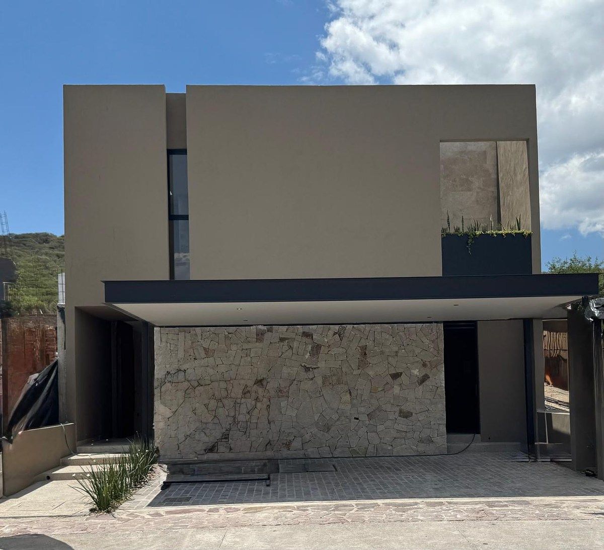 Casa à venda localizada no Fracionamento Altozano, foto 1 de 32