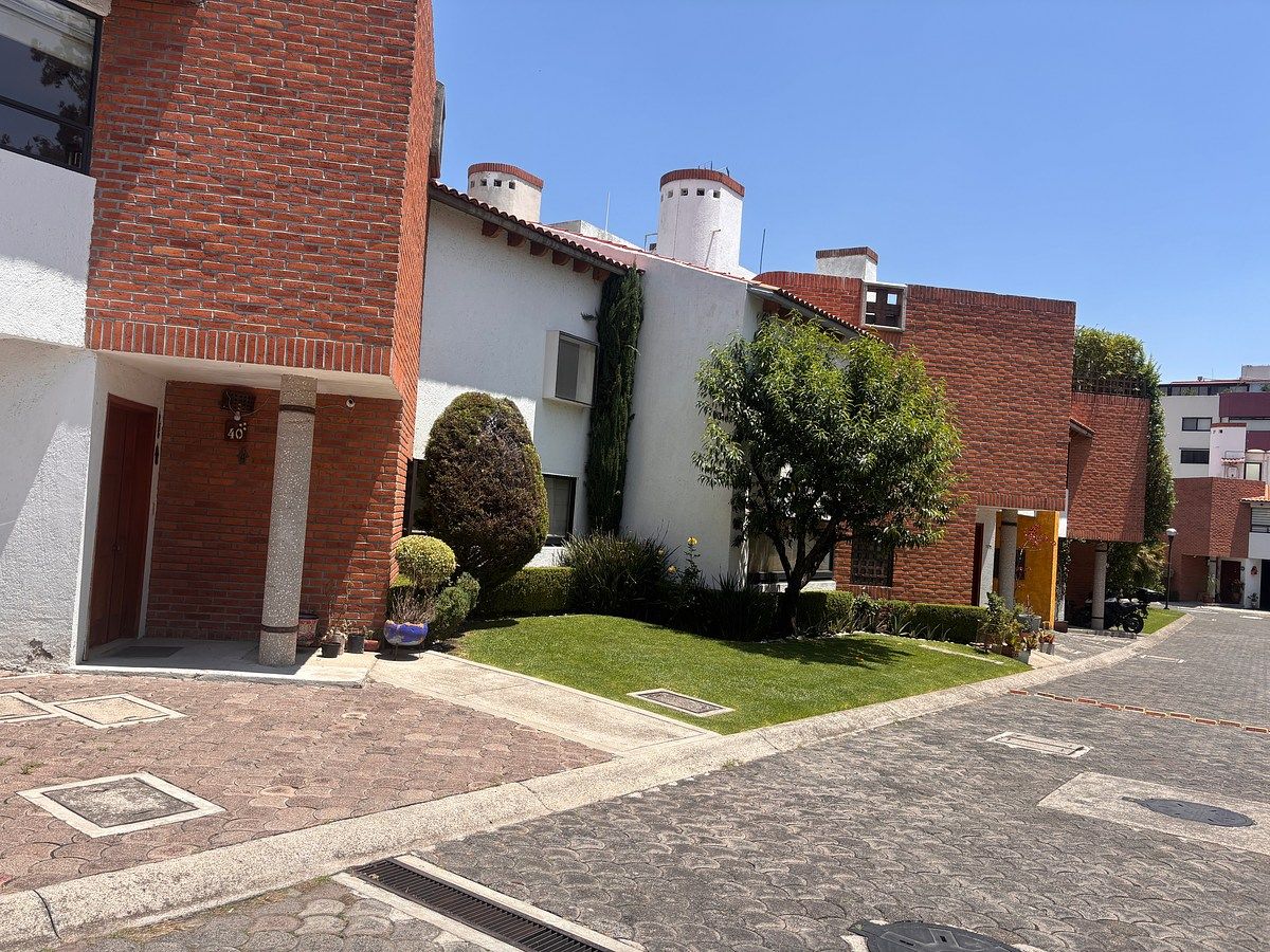 AMPLIA CASA EN CONDOMINIO, foto 1 de 28