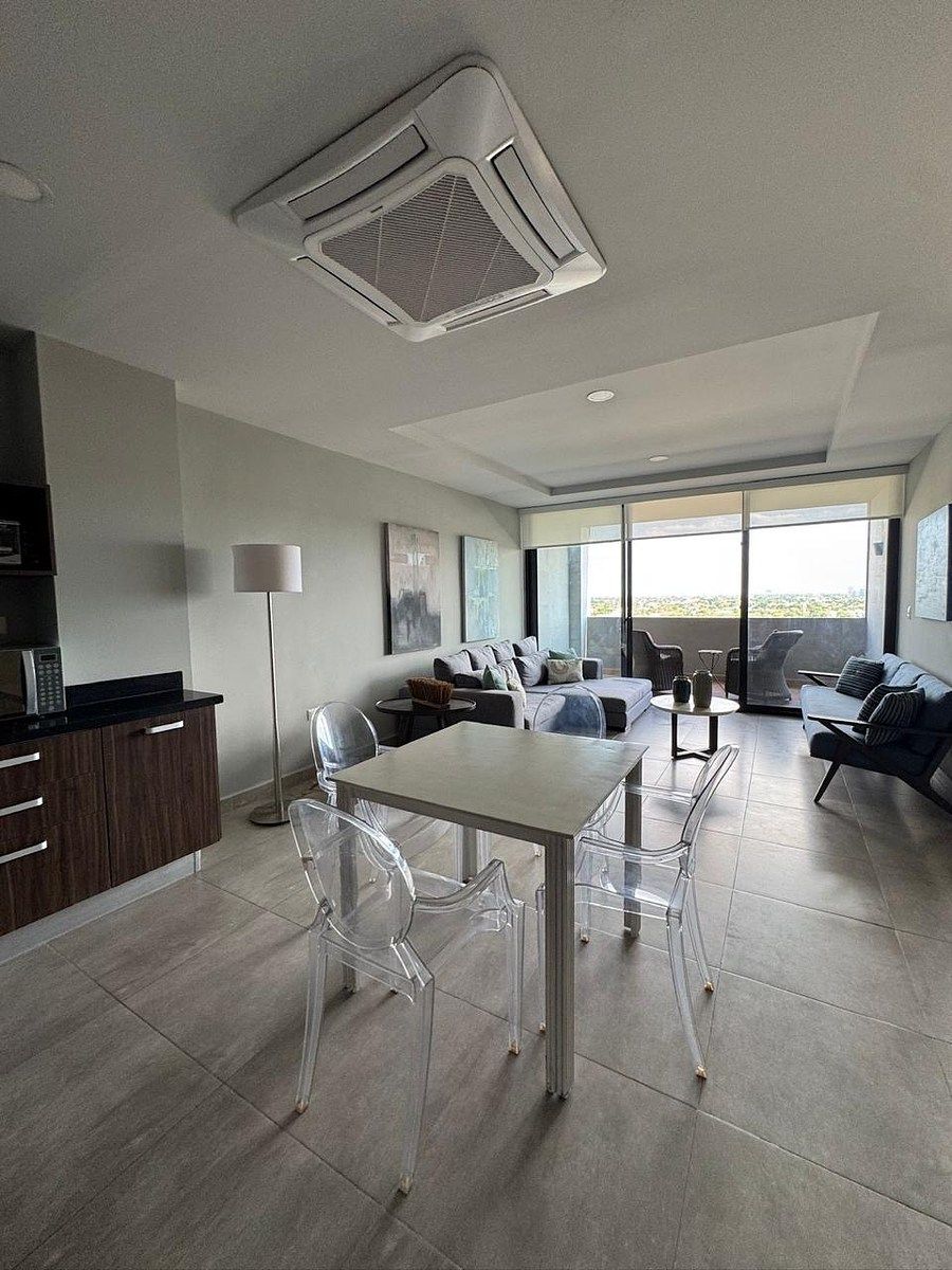 Renta departamento en piso 8 equipado de 2 recámaras al norte de Mérida | buyan, foto 1 de 13