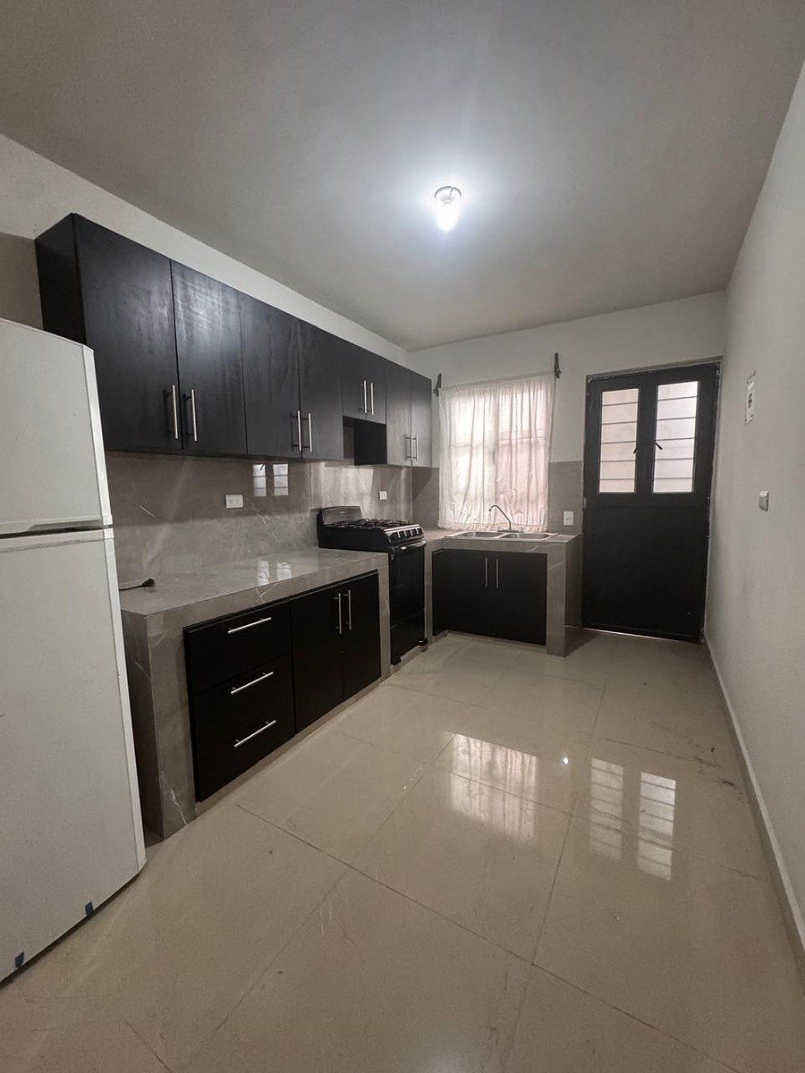 Apartment in Mitras Centro, Monterrey, photo 2 of 8