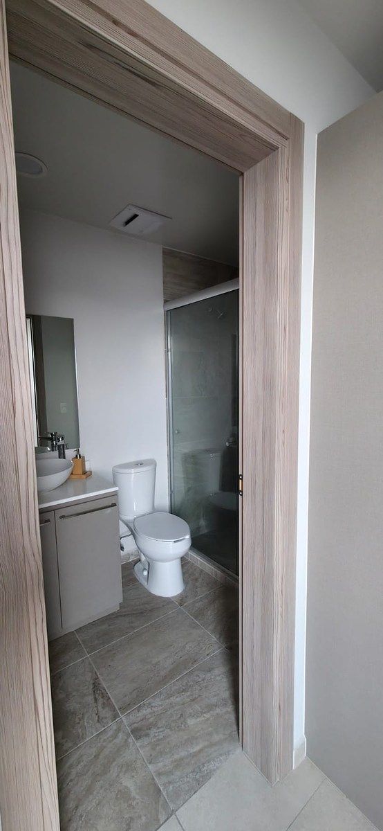BAÑO PRINCIPAL, photo 4 of 8