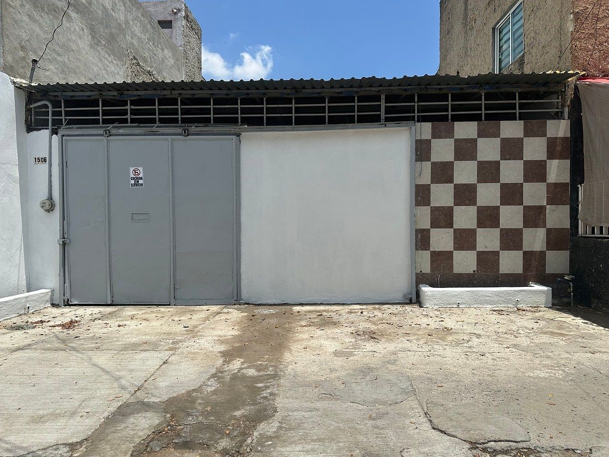 Bodega con oficina en el Rosario, foto 1 de 10