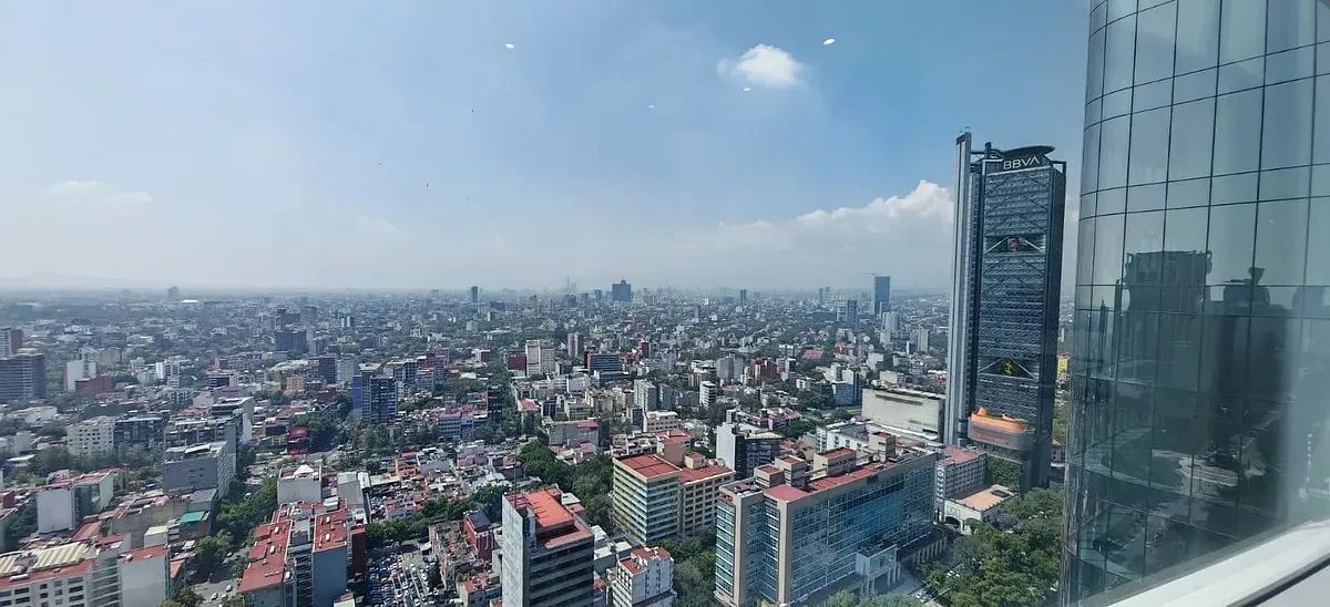 Penthouse en The St Regis en venta con muebles Magníficos acabados excelente ubi, foto 1 de 25