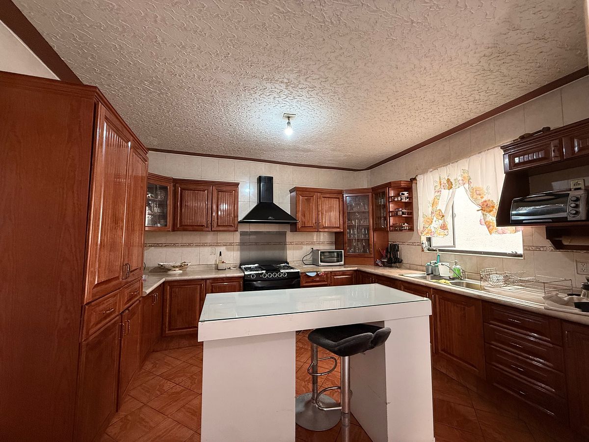Casa en La Tuzania, Zapopan, foto 2 de 23