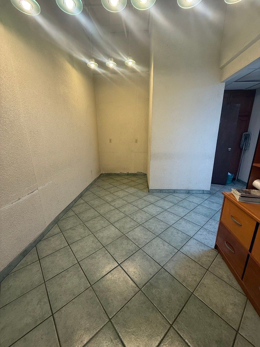 Office in Bahía, Ensenada, photo 13 of 14