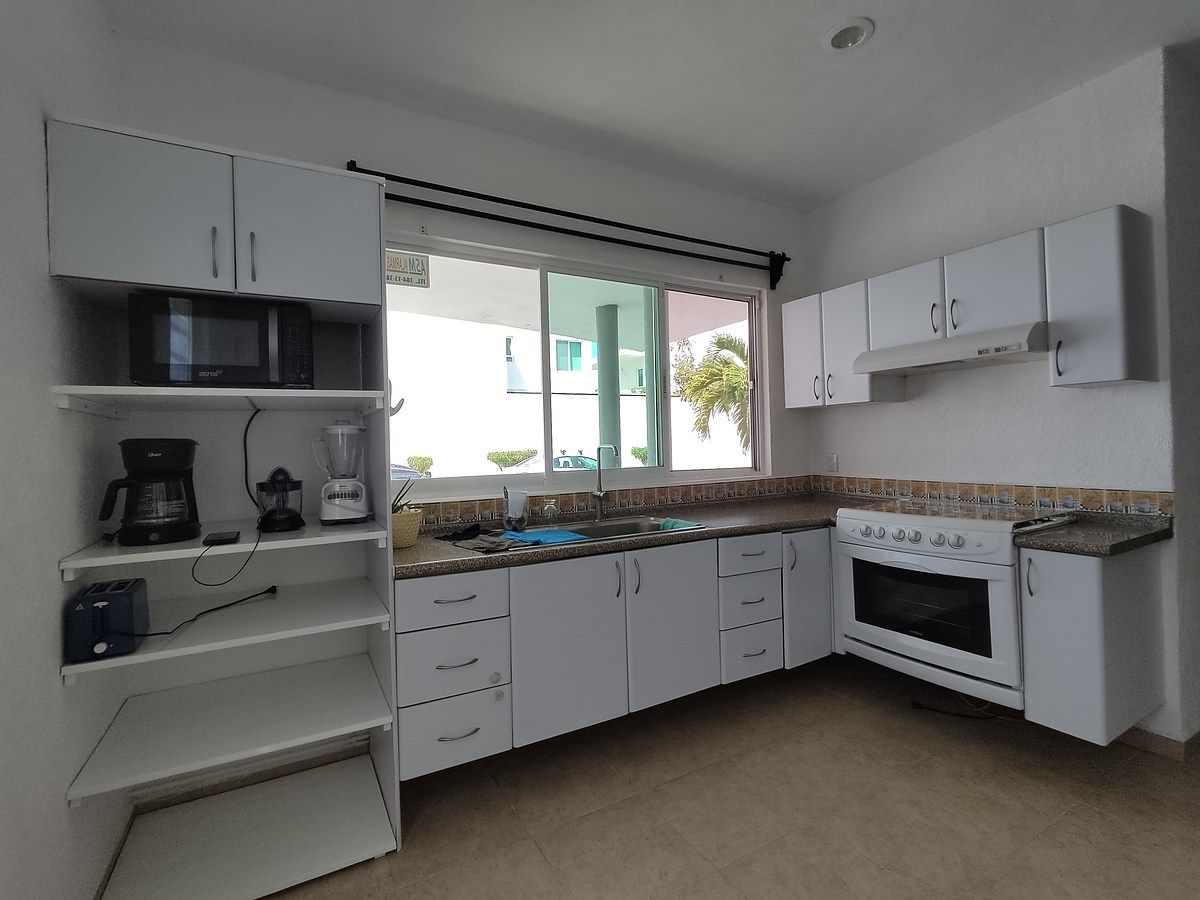 Cocina, photo 1 of 13