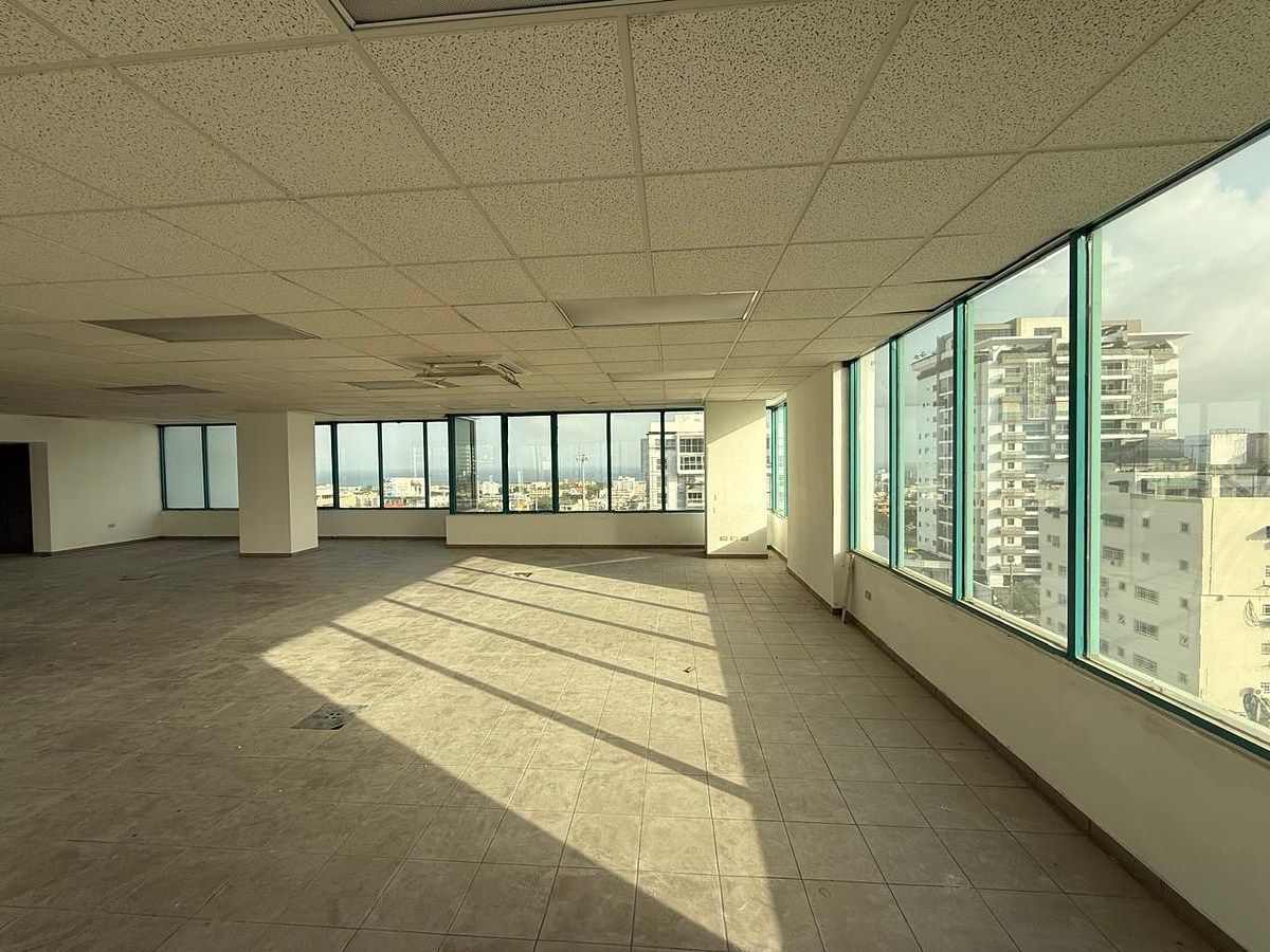 Oficina en alquiler en torre profesional de La Julia . - Foto 8