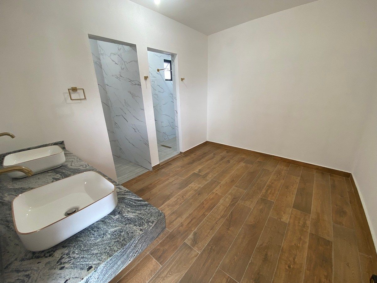 Casa em Amorada Privada Residencial, Santiago, foto 14 de 15