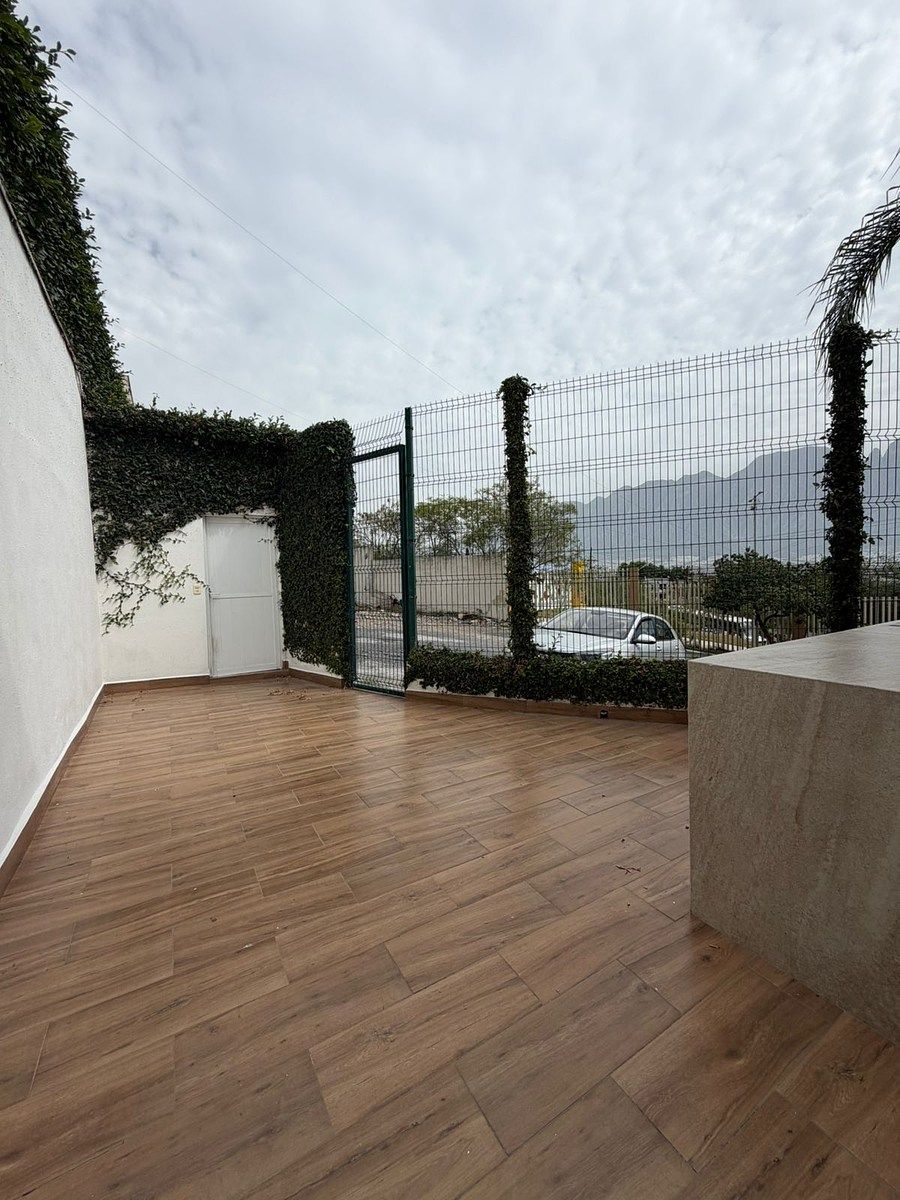 Casa em Pedregal de La Huasteca, Santa Catarina, foto 24 de 24