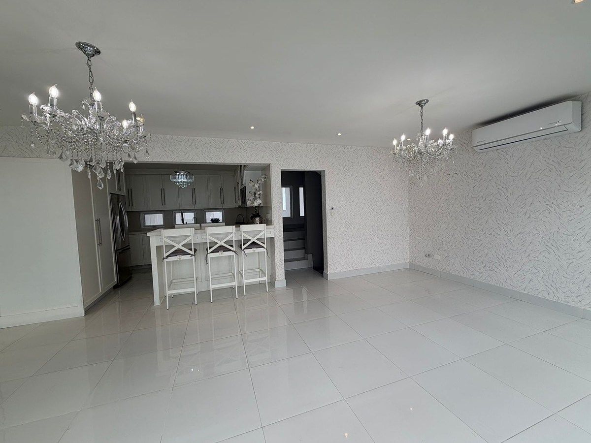 Casa em Pedregal de La Huasteca, Santa Catarina, foto 5 de 24