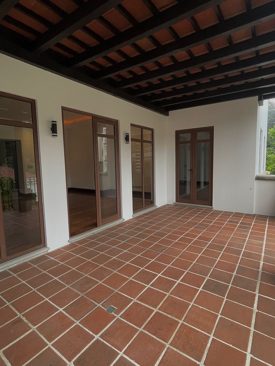 APARTAMENTO EN RENTA, Muxbal Caes - Image 3