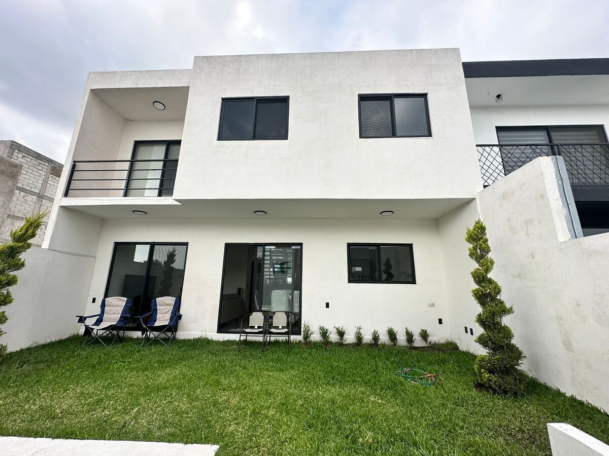 CASA EN LOMAS DE CORTES, foto 1 de 14