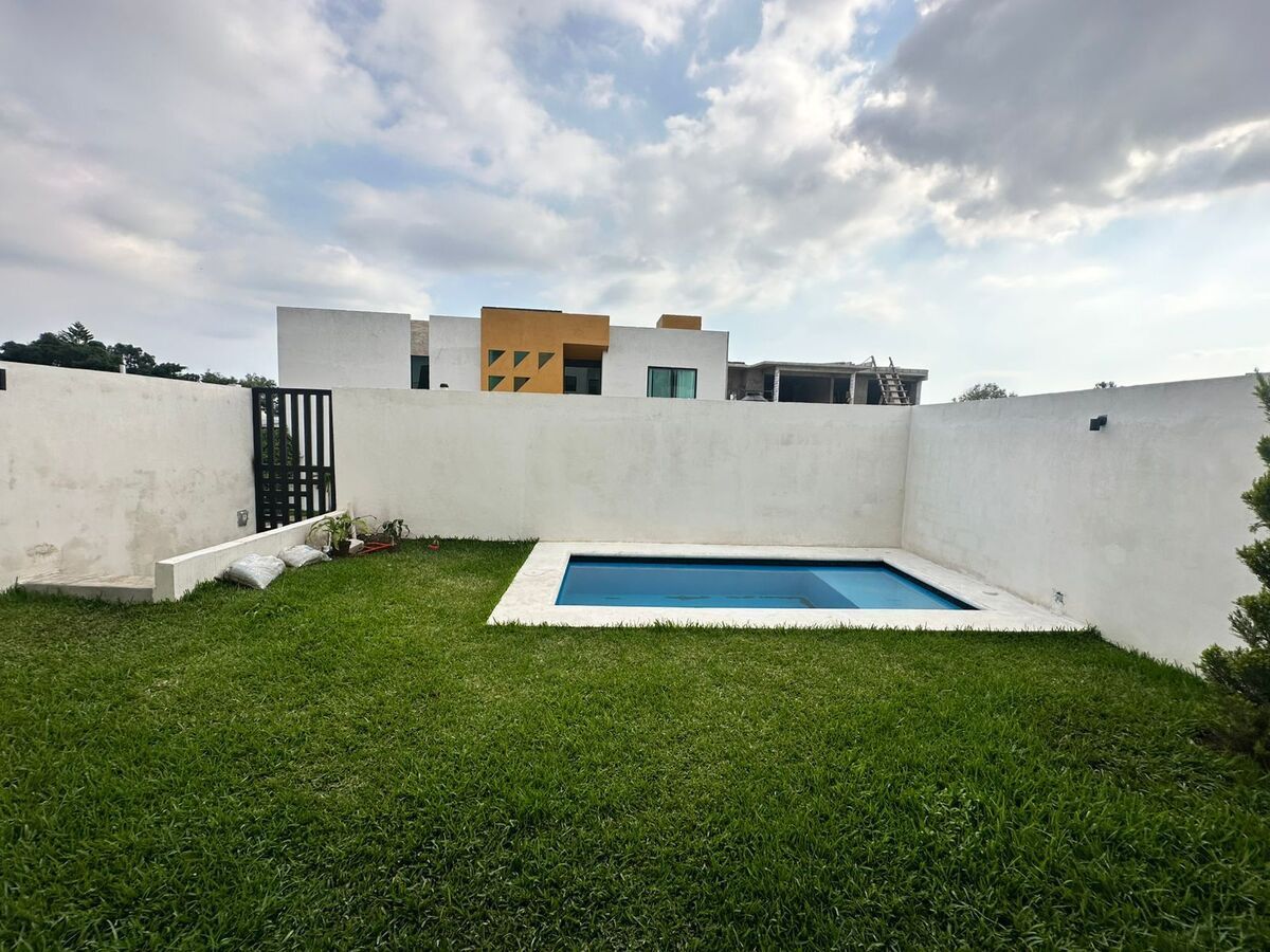Casa em Lomas de Cortes, Cuernavaca, foto 2 de 14