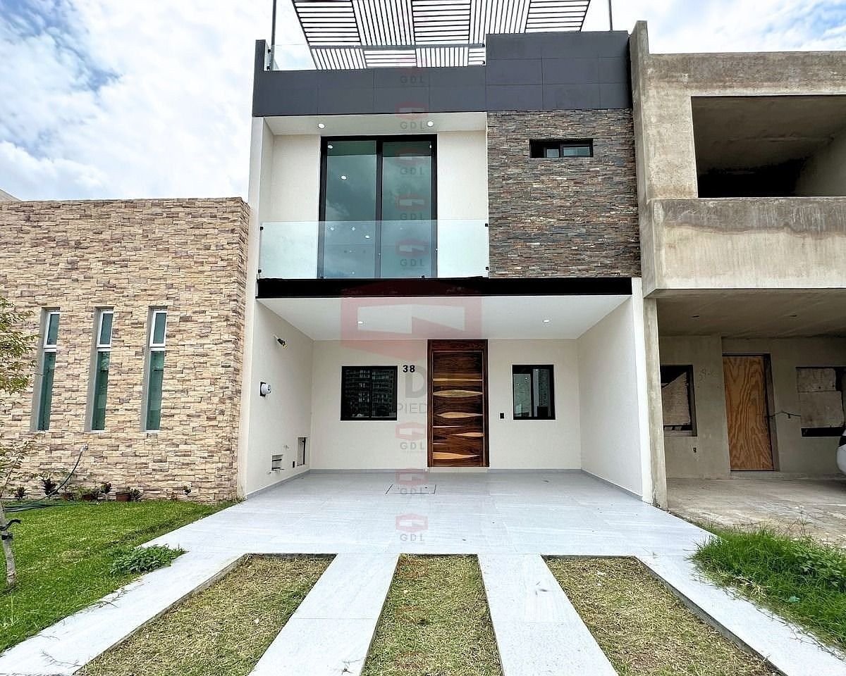 VITANA RESIDENCIAL CASA EN VENTA, photo 1 of 26