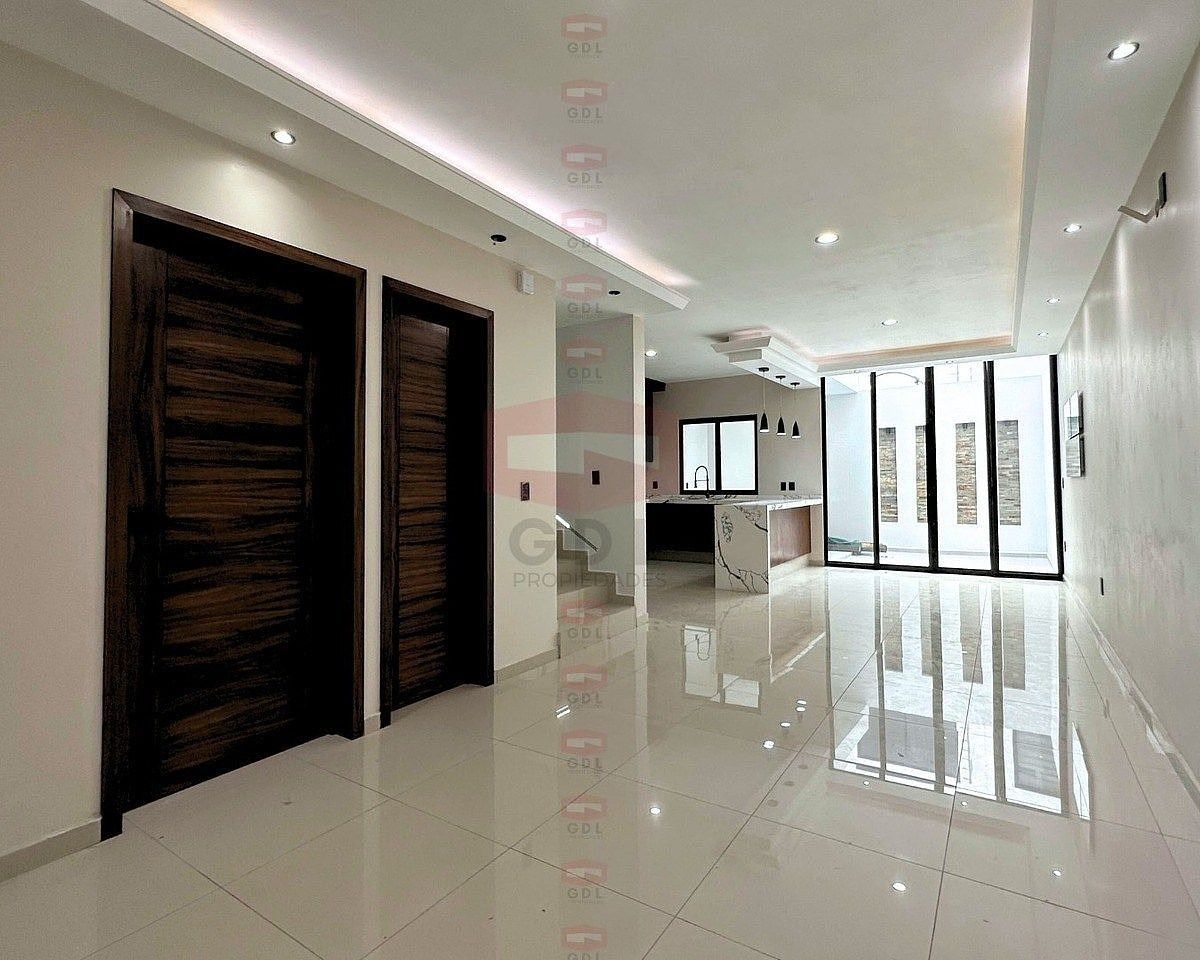 House in Altavista Residencial, Zapopan, photo 2 of 26