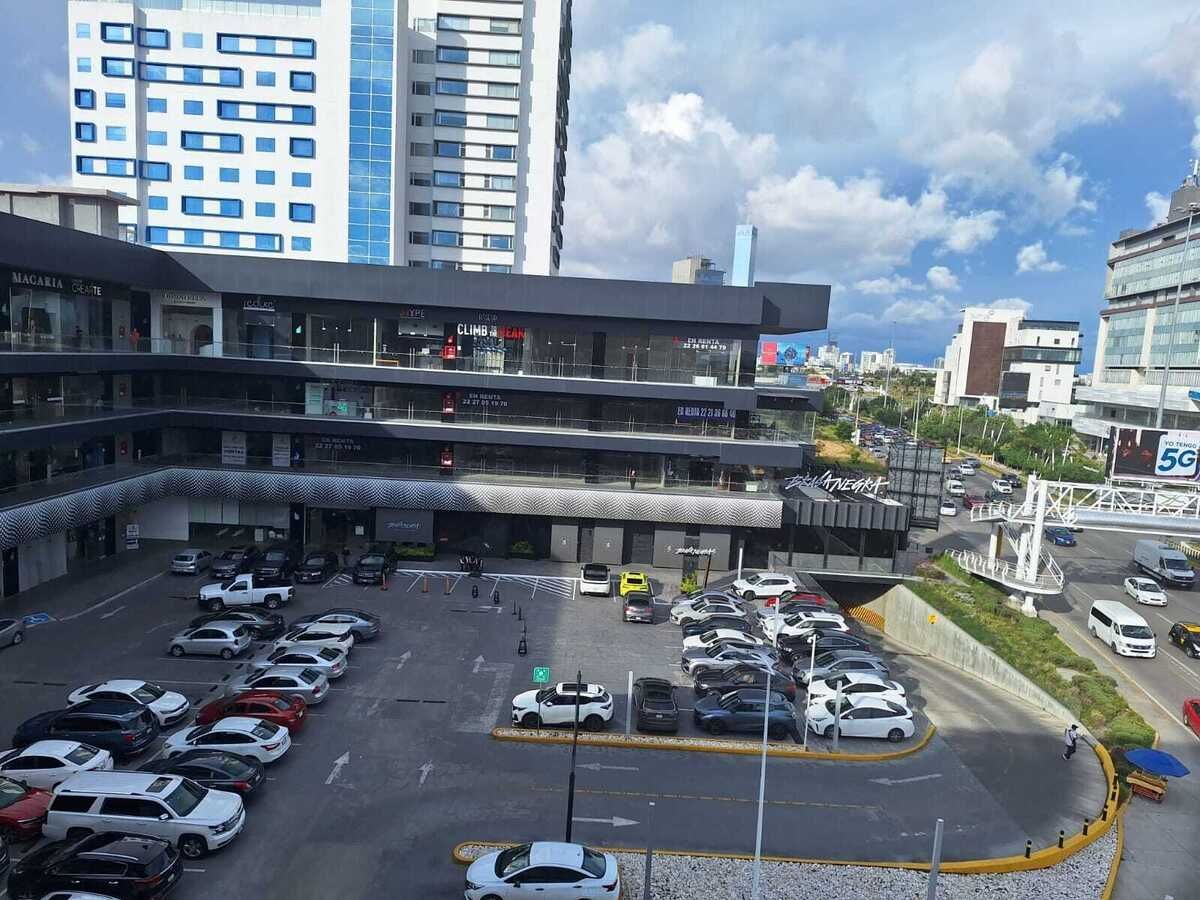 Shopping Mall Space in San Andrés Cholula, San Andrés Cholula, photo 10 of 11