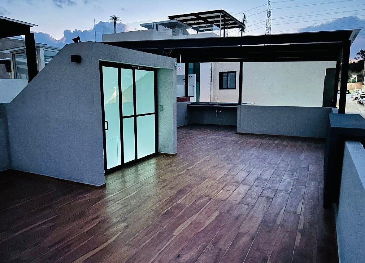 House in Gated Community in Residencial Lago Esmeralda, Atizapán de Zaragoza, photo 2 of 17