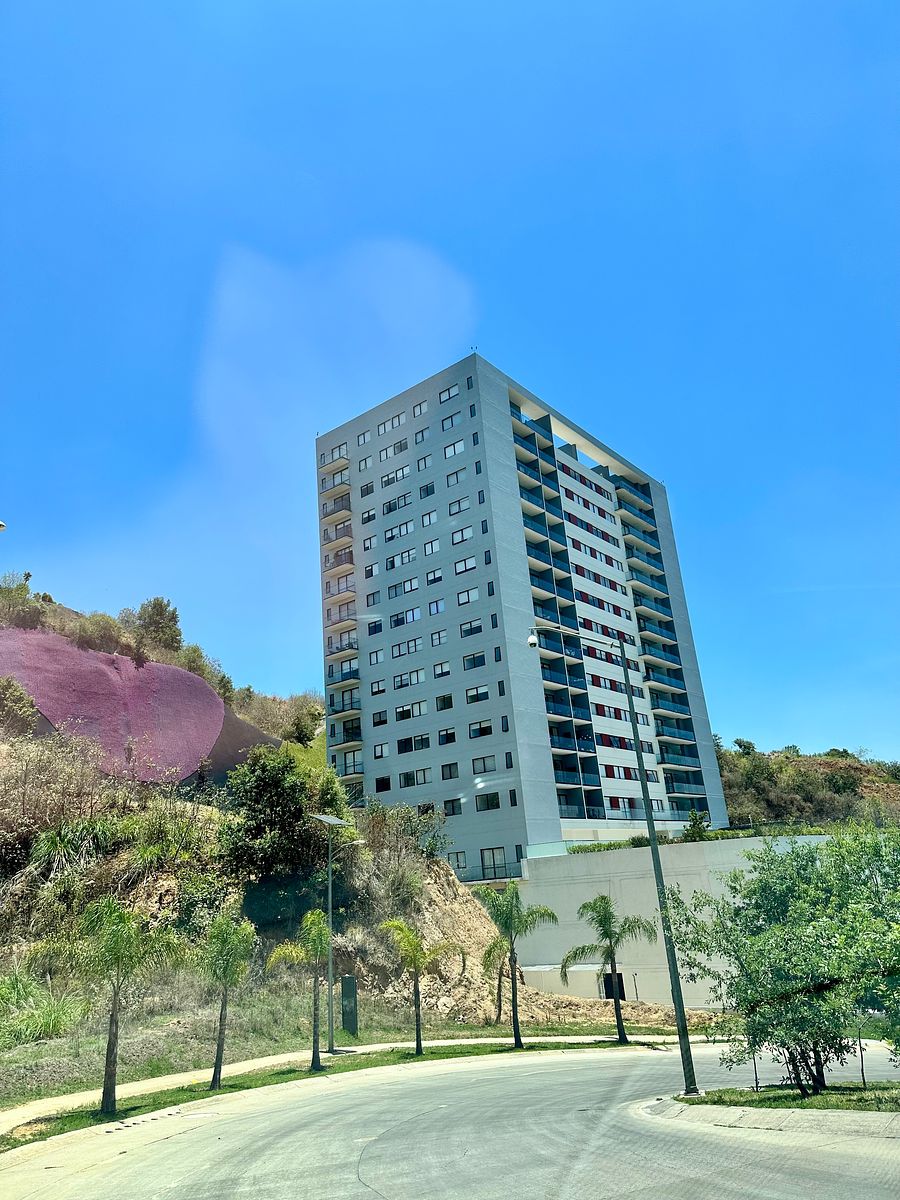 A LA VENTA LUJOSO PENTHOUSE DE 2 NIVELES EN "MORAT BOSQUE REAL", foto 1 de 37