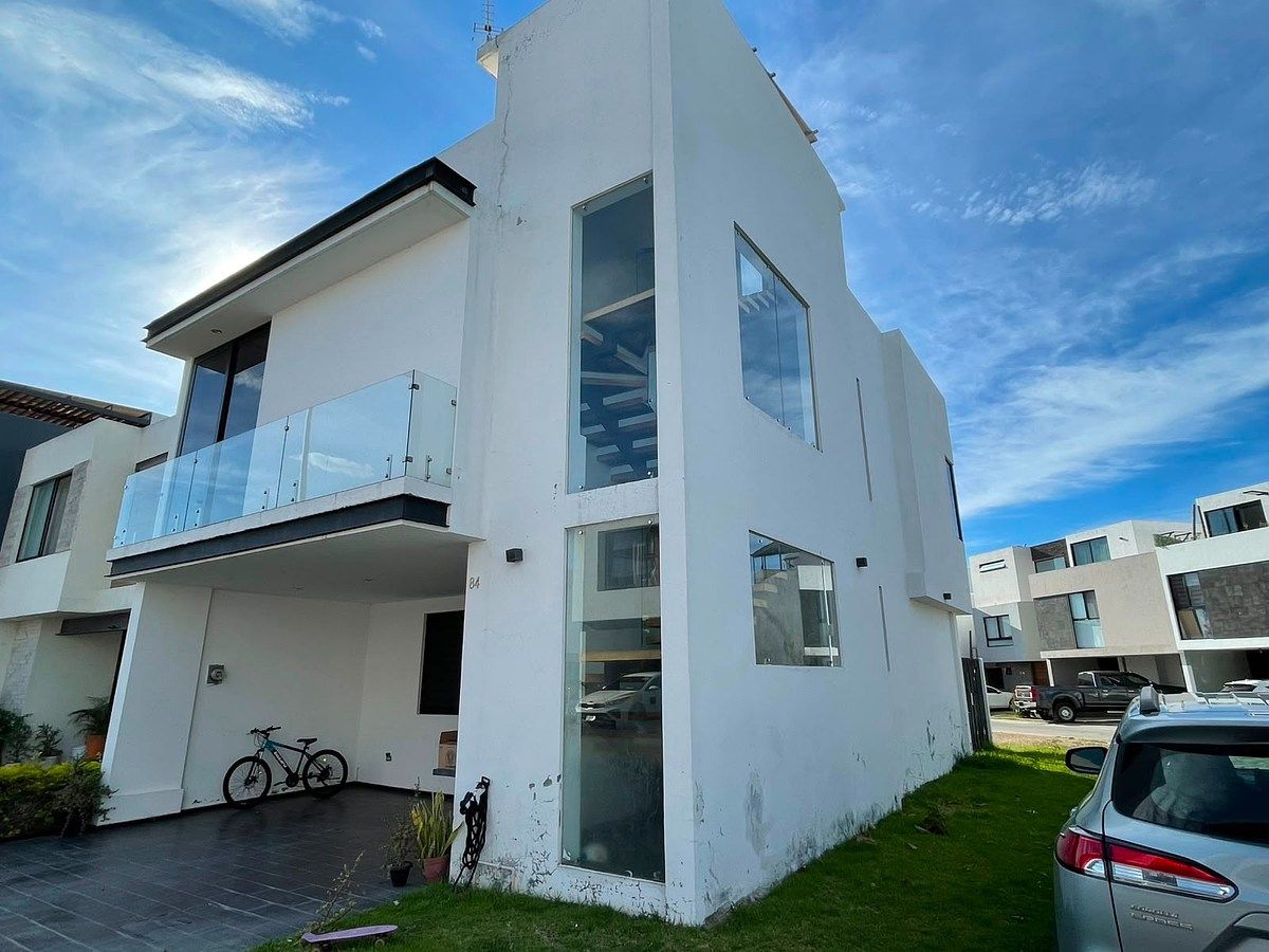 Casa en La Venta Del Astillero, Zapopan, foto 2 de 21